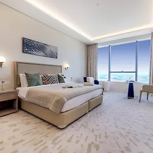 https://the-palm-tower-lux-studio-in-palm-jumeirah-w-sea-view-by-manzil.dubaihotelsoffers.com